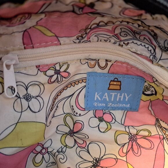 Kathy Van Zeeland Shoulder Bag W/Riveting Details&Fleur-de-lis Purse Charm Keych - Picture 7 of 12